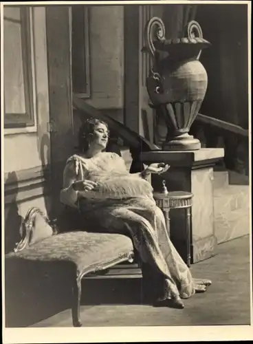 Foto Ak München Bayern, Theaterszene, Schauspielerin