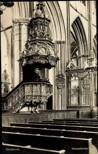 Ak Stralsund in Vorpommern, Nikolaikirche, Innenansicht, Kanzel