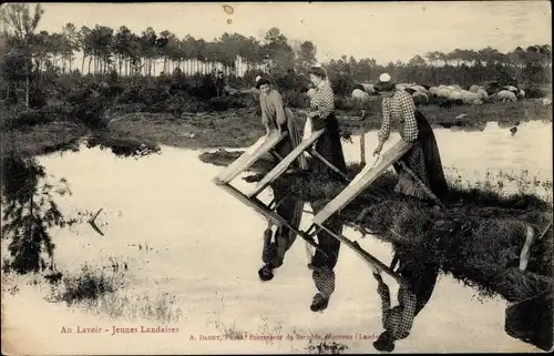 Ak Landes, Au Lavoir, Jeunes Landaises, Wäscherinnen