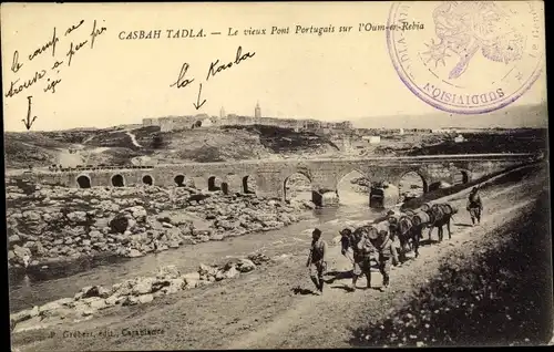 Ak Kasbah Kasba Tadla Marokko, Le vieux Pont Portugais sur l'Oum en Rebia