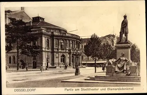 Ak Düsseldorf am Rhein, Partie am Stadttheater und Bismarckdenkmal