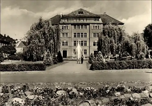 Ak Thum im Erzgebirge, Platz des Friedens, Fontäne