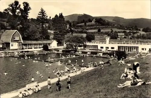 Ak Suhl in Thüringen, Schwimmbad, Schwimmbecken, Liegewiese