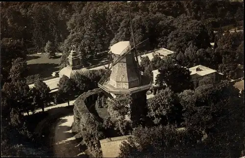 Ak Potsdam, Sanssouci, Historische Mühle, Fliegeraufnahme