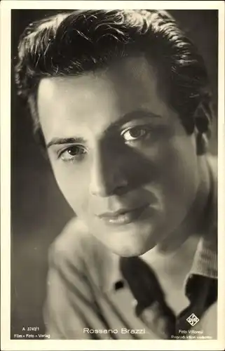 Ak Schauspieler Rossano Brazzi, Portrait