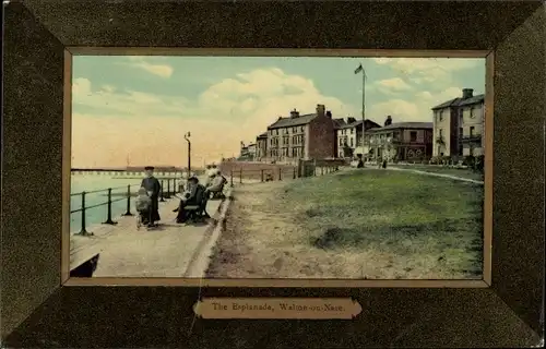 Passepartout Ak Walton on Naze East England, The Esplanade