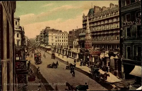 Ak London City England, Strand and Charing Cross Station