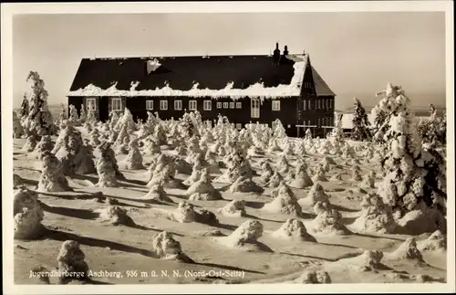 Ak Klingenthal im Vogtland, Winter, Jugendherberge Aschberg, Schneedecke