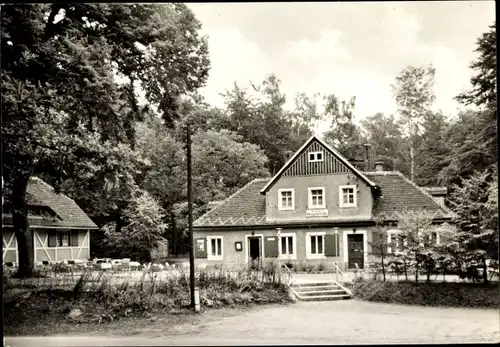 Ak Schmannewitz Dahlen in Sachsen, Dahlener Heide, Waldgaststätte Hospitalhütte, Außenansicht