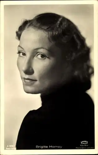 Ak Schauspielerin Brigitte Horney, Portrait, Ross 3378/1