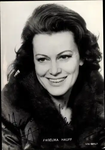 Ak Schauspielerin Angelika Hauff, Portrait, Autogramm