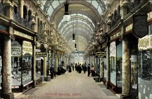 Ak Leeds Yorkshire England, County Arcade