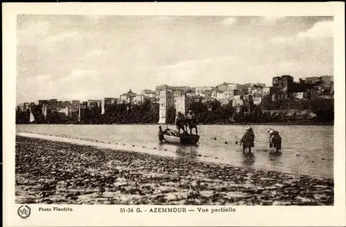 Ak Azemmour Marokko, Teilansicht der Stadt, Fischer mit Fangnetzen
