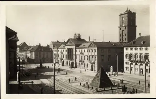 Ak Karlsruhe in Baden, Marktplatz und Rathaus, Pyramide
