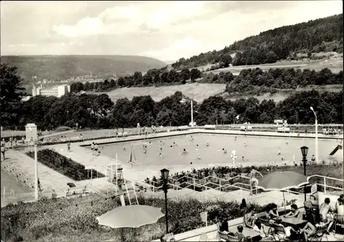 Ak Meiningen in Thüringen, Blick vom Bad auf die Stadt