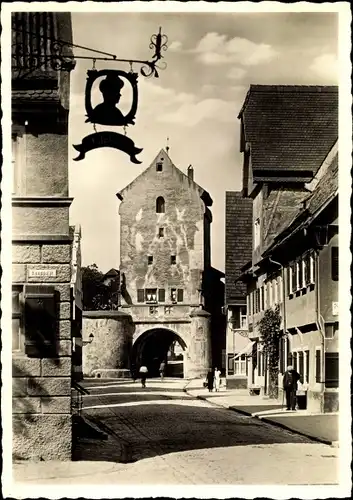 Ak Nördlingen Schwaben, Straßenpartie mit Blick zum Bergertor