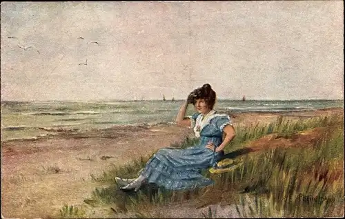 Künstler Ak Heinemann, P., In den Dünen, Frau in blauem Kleid am Strand