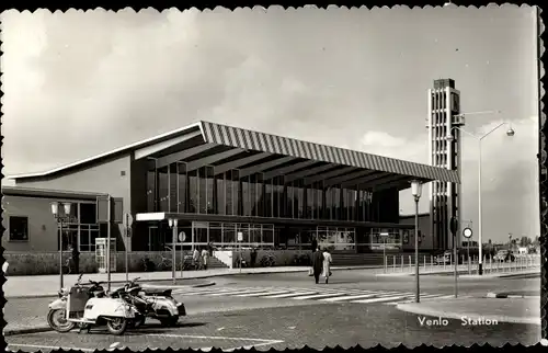 Ak Venlo Limburg Niederlande, Station, Bahnhof