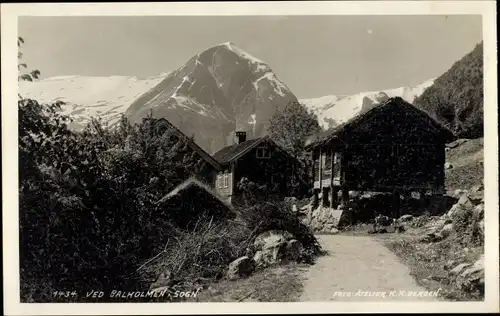 Ak Balholm Sogn Norwegen, Häuser, Berge