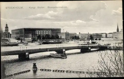 Ak Stockholm Schweden, Kungl. Slottet, Skeppsholmsbron