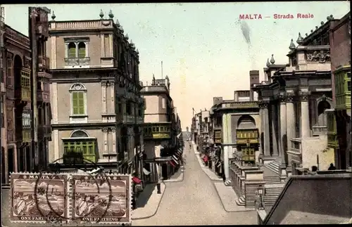 Ak Valletta Malta, Strada Reale, Wohnhäuser