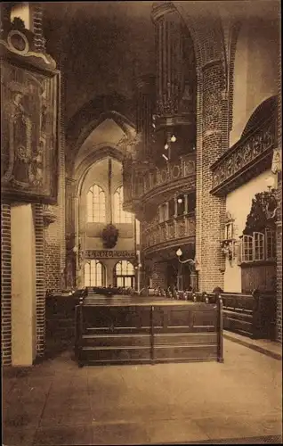 Ak Lüneburg, St. Johanniskirche, Querblick gegen die Orgel von Norden nach Süden