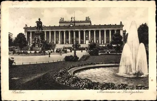 Ak Berlin Mitte, Lustgarten, Museum, Fontaine