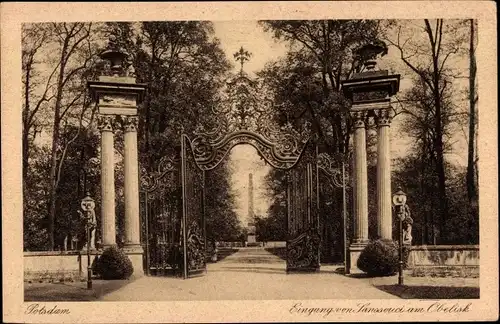 Ak Potsdam, Schloss Sanssouci, Eingang am Obelisk