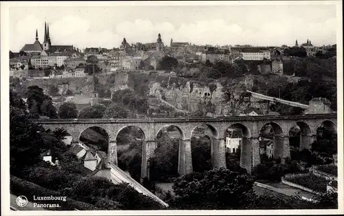 Ak Luxembourg, Vue panoramique, Viaduc, Maisons, L'Eglise