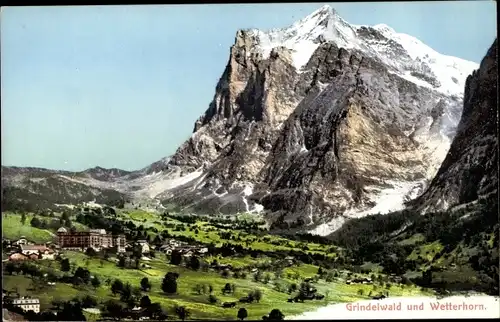 Ak Grindelwald Kt. Bern Schweiz, Panorama vom Ort mit Wetterhorn