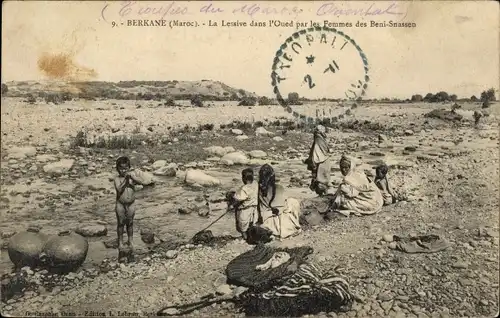 Ak Berkane Marokko, La Lessive dans l'Oued par les Femmes des Beni Snassen