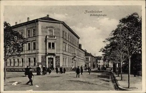 Ak Zweibrücken in der Pfalz, Bahnhofstraße, Bahnhofhotel