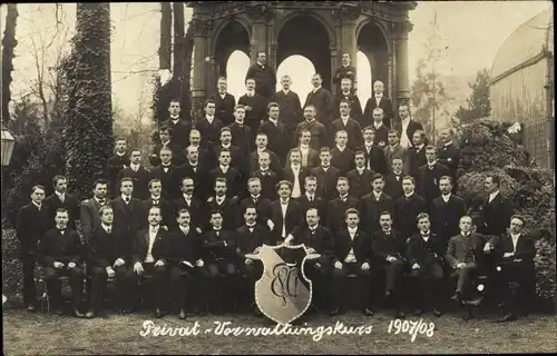 Foto Ak Stuttgart in Württemberg, Privat Verwaltungskurs 1907/08, Gruppenbild