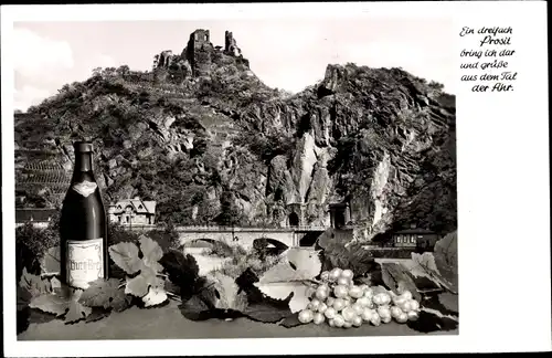 Ak Altenahr im Ahrtal, Blick über die Ahr auf Weinberg und Burgruine, Brücke