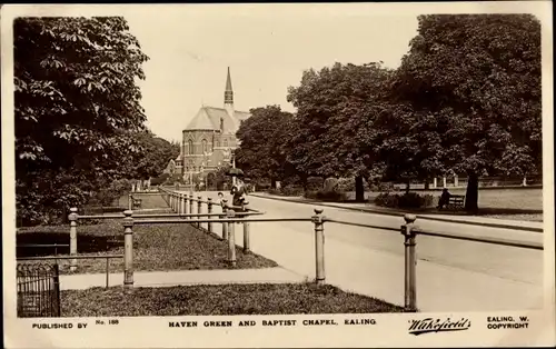Ak Ealing London England, Haven Green and Baptist Chapel