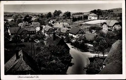 Ak Obercunnersdorf Kottmar in der Oberlausitz, Straßenpartie im Ort, Wohnhäuser