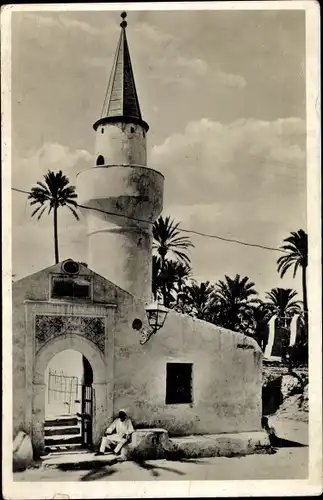 Ak Tripolis Tripoli Libyen, Stadtansicht, Palmen, Turm