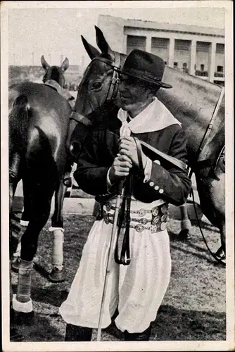 Sammelbild Olympia 1936, Mexikanischer Pferdepfleger beim Poloturnier