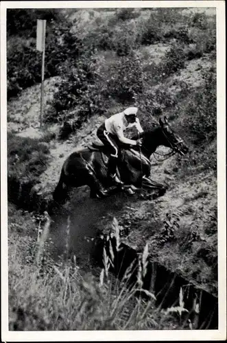 Sammelbild Olympia 1936, Rumänischer Reiter Major Semoff auf Lowak