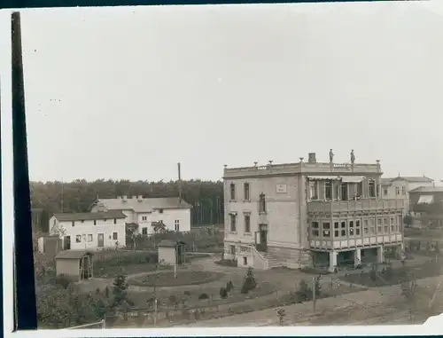 Foto Brunshaupten Kühlungsborn im Kreis Rostock, Teilansicht mit Villa