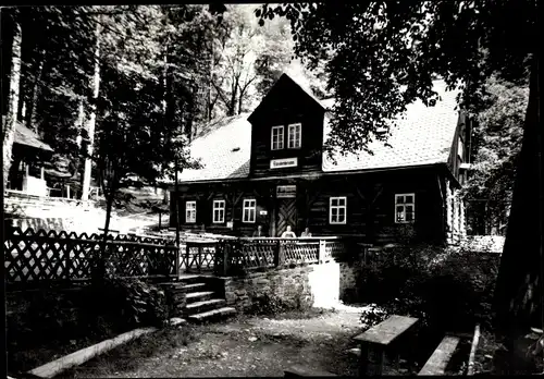 Ak Waschleithe Grünhain Beierfeld im Erzgebirge, Köhlerhütte Fürstenbrunn