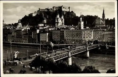 Ak Salzburg in Österreich, Staatsbrücke, Altstadt und Salzach