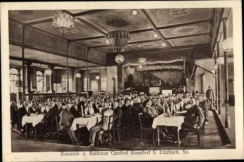 Ak Rußdorf Limbach Oberfrohna Sachsen, Konzert und Ballhaus Gasthof Russdorf, Innenansicht