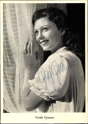 Ak Schauspielerin Gardy Granass, Portrait, Autogramm