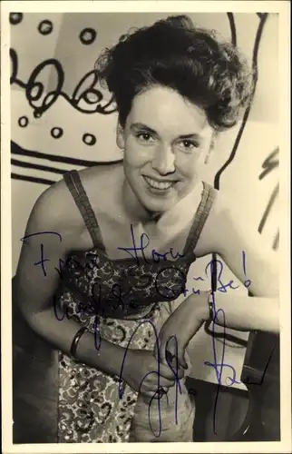 Ak Schlager und Chansonsängerin Julia Axen, Portrait, Autogramm