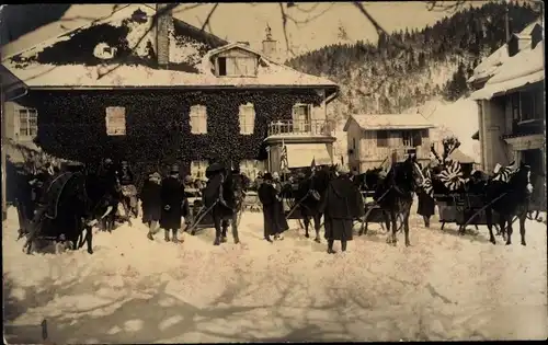 Ak Schweiz, Ortsansicht im Winter, Pferdeschlitten