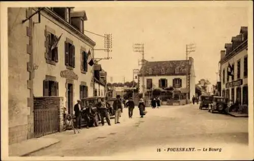 Ak Fouesnant Finistère, Le Bourg, Straßenpartie, Hôtel des Pommiers, Au Bon Cirde