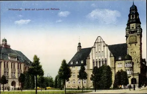 Ak Wittenberge an der Elbe Prignitz, Blick auf Lyzeum und Rathaus