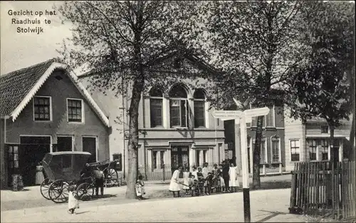 Ak Stolwijk Südholland, Partie am Rathaus