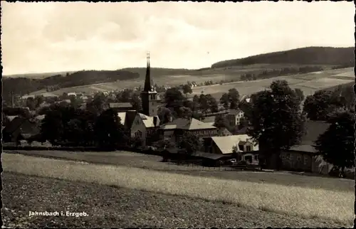 Ak Jahnsbach Thum im Erzgebirge, Blick auf den Ort, Kirche